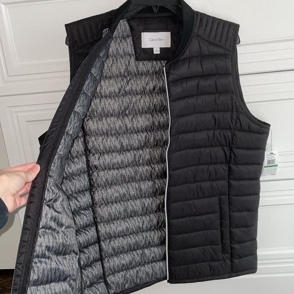 NWT Calvin Klein vest - Picture 4 of 8